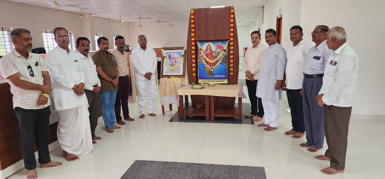 ಬಿಜೆಪಿ ಕಾರ್ಯಾಲಯದಲ್ಲಿ ಡಾ.ಶಾಮ ಪ್ರಸಾದ ಮುಖರ್ಜಿ ಜನ್ಮ ದಿನ ಆಚರಣೆ